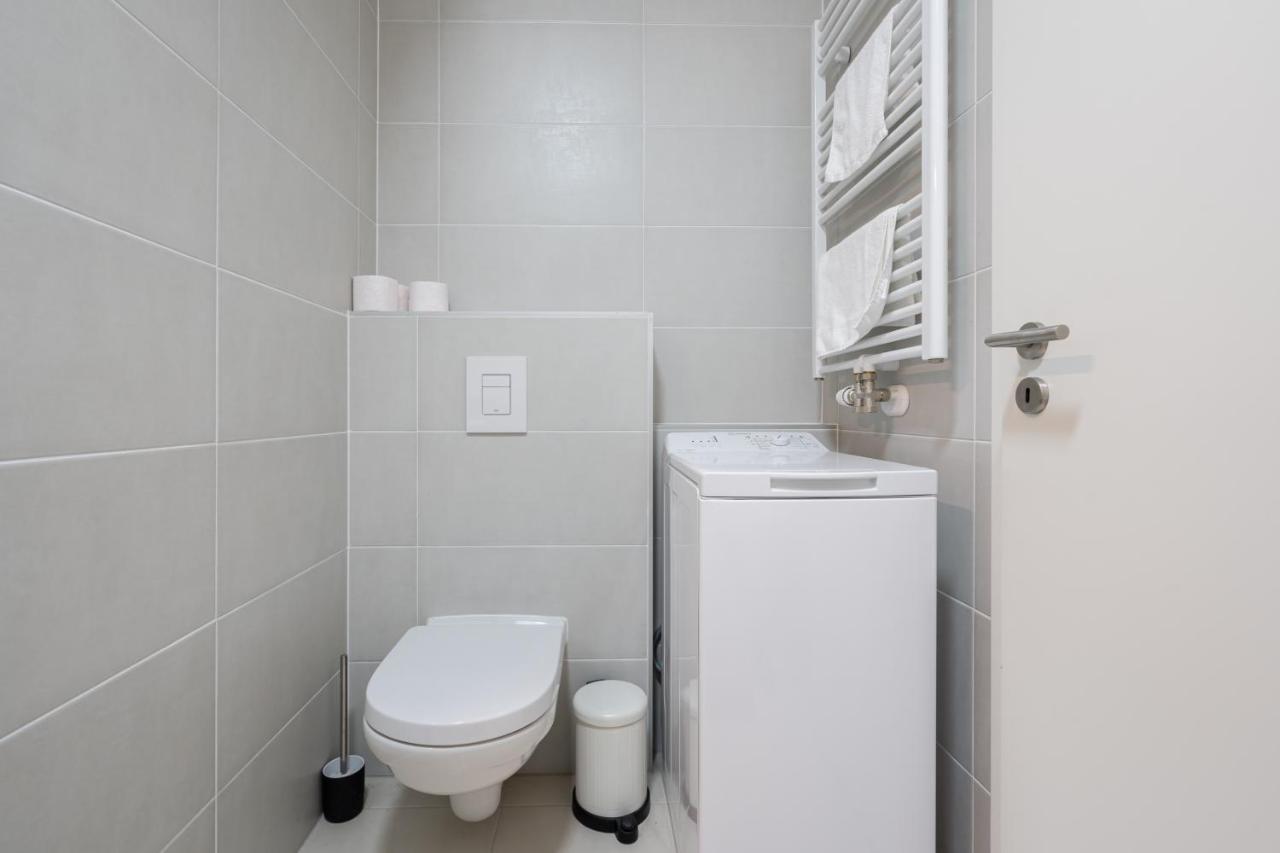 Grand Corvin Studio With Balcony بودابست المظهر الخارجي الصورة